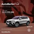 Puede ser una imagen de automóvil y texto